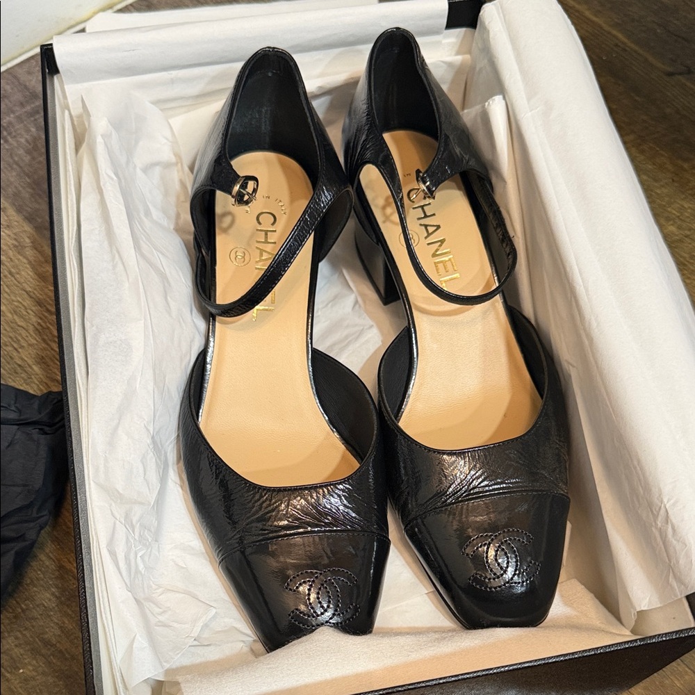 CHANEL Black Leather Mary Jane Low Block Heel Pumps - Picture 2 of 15
